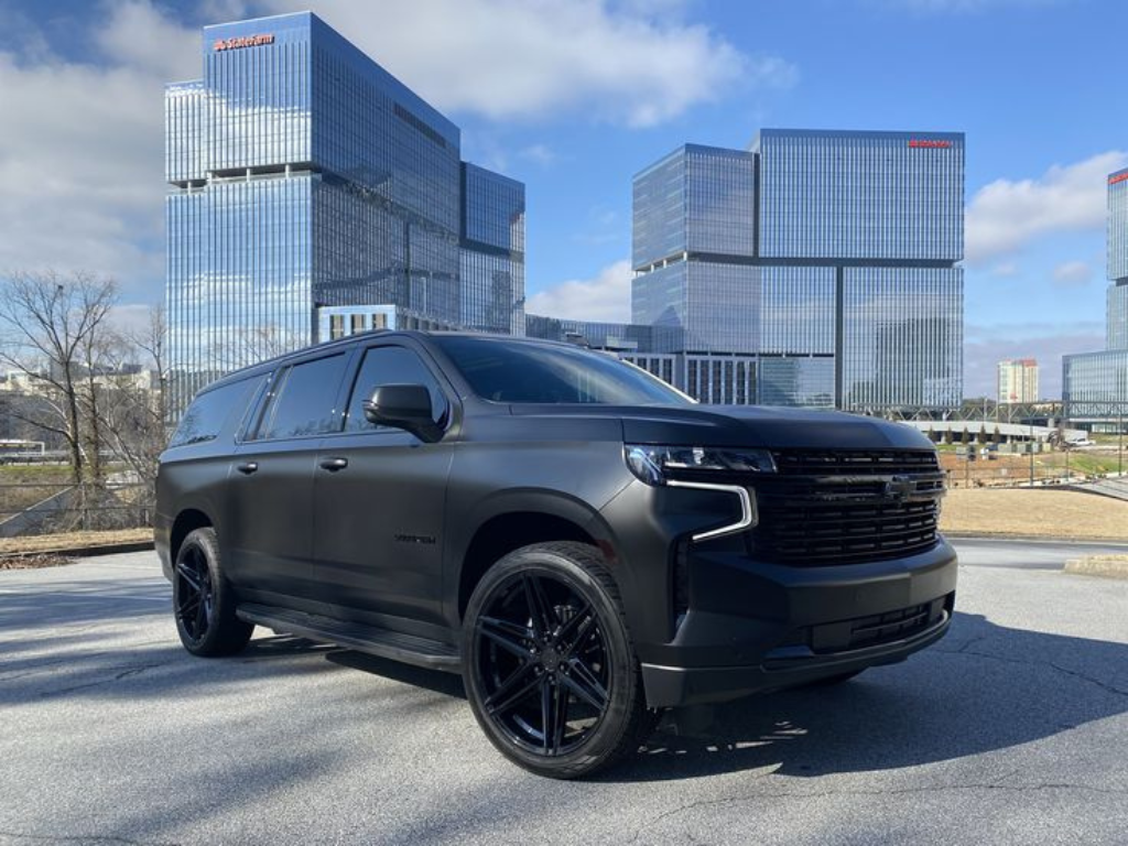 Affordable Luxury: Book Your Super Luxury Car Service Today