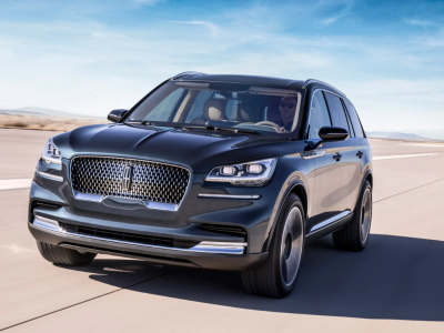 First-Class Airport Transfers: Relax and Ride with ELS